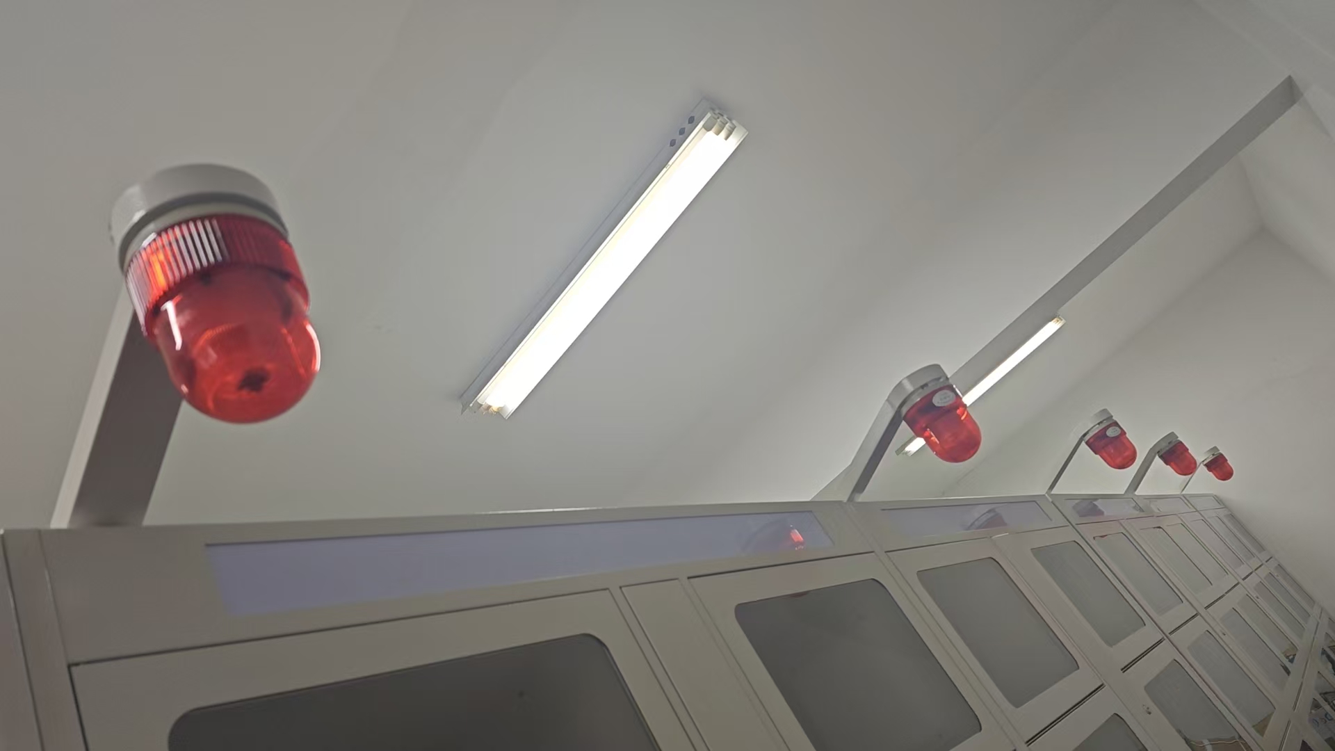 jbo竞博YX02S声光报警器.jpg jbo竞博YX02S声光报警器.jpg